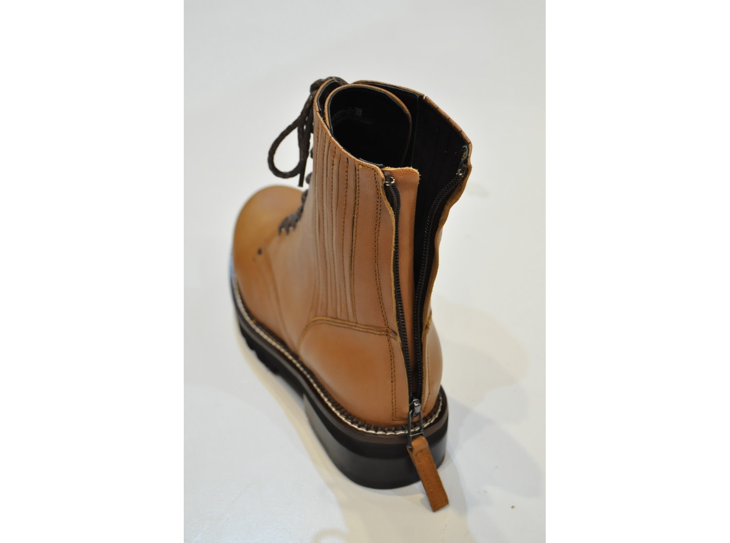 yuko imanishi】 lace up short boots /【ユウコイマニシ