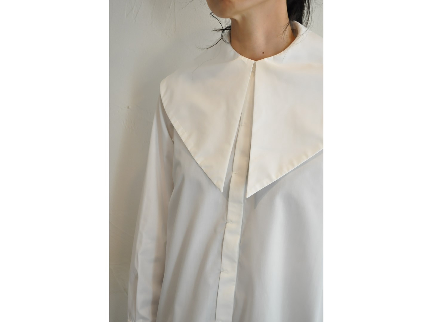 専用です‼️今季秋冬物トーマスマグパイのビックカラーシャツホワイト thomas magpie】big collar shirt /【トーマスマグパイ】ビッグカラー