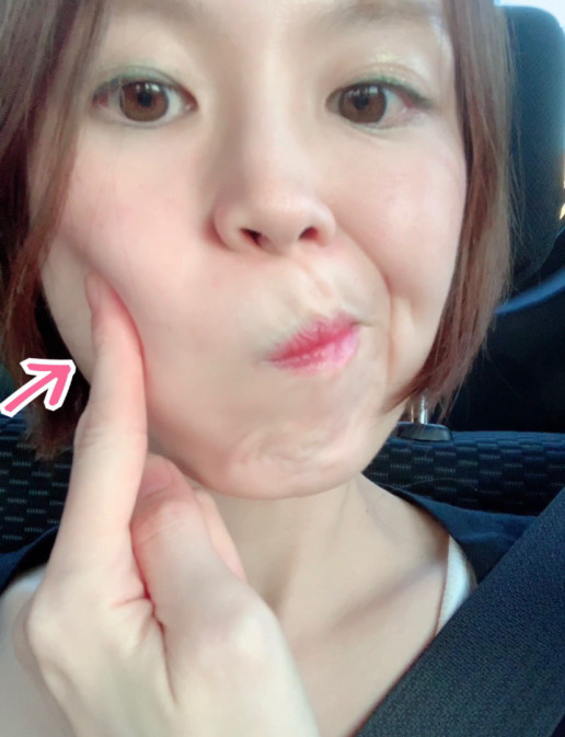 ほうれい線 下がり口角 口元を鍛えるトレーニング 大阪市の美容院 髪のエステ専門店 Gluck グリュック さおりのブログ 髪質改善 フェイシャル