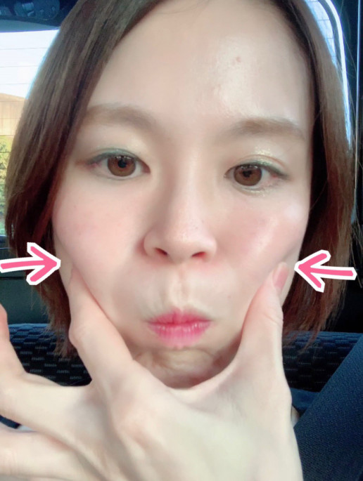 ほうれい線 下がり口角 口元を鍛えるトレーニング 大阪市の美容院 髪のエステ専門店 Gluck グリュック さおりのブログ 髪質改善 フェイシャル