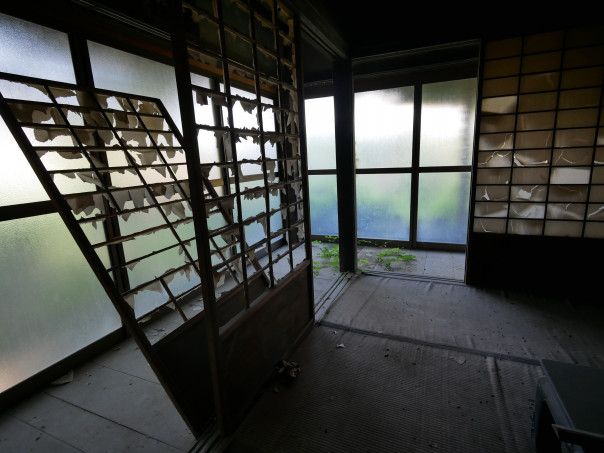 瀬戸内の廃医院 Departure