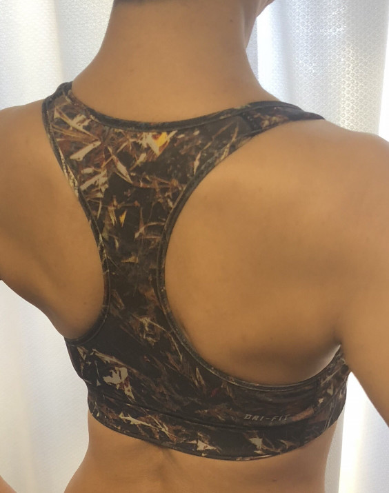 １１月 背中 天使の羽 Y Style