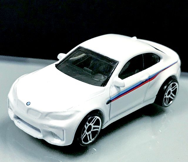 hot wheels bmw m2