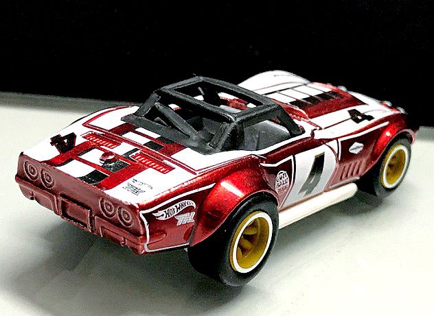 hot wheels 69 corvette racer super treasure hunt