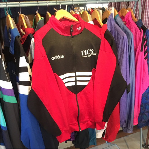 Adidas アディダス トラックジャケット ジャージ トップ 赤 黒 Lサイズ Neckdown Adidas アディダス トラックジャケット ジャージ トップ 赤 黒 Lサイズ Neckdown