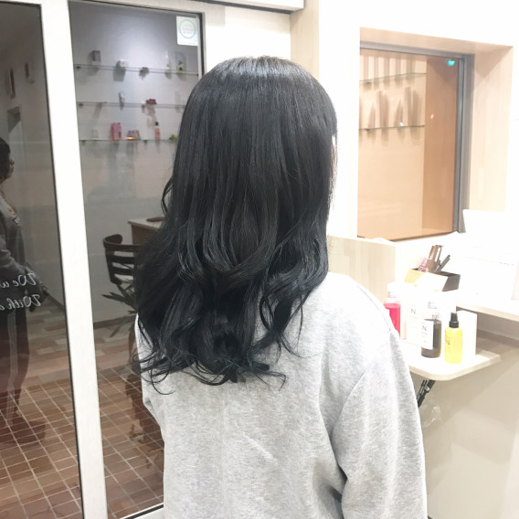 65 おしゃれに職場の規定をかわすなら 黒髪 じゃない 暗髪 カラー A K I R A H A I R 65 おしゃれに職場の規定をかわすなら 黒髪 じゃない 暗髪 カラー A K I R A H A I R