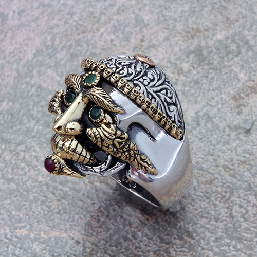 TIBETAN SKULL』〜ZOCALOモチーフ解説〜 | シルバーアクセサリー