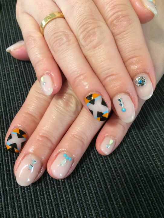 ネイティブ柄ネイル Cheri Nail