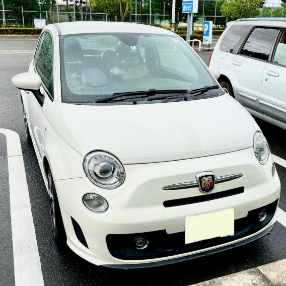 アバルト500 Mt 納車しました 私なりのおもしろレビューでぇす Fiat Abarth 500 ヨーロッパわくわく日誌 子育て編