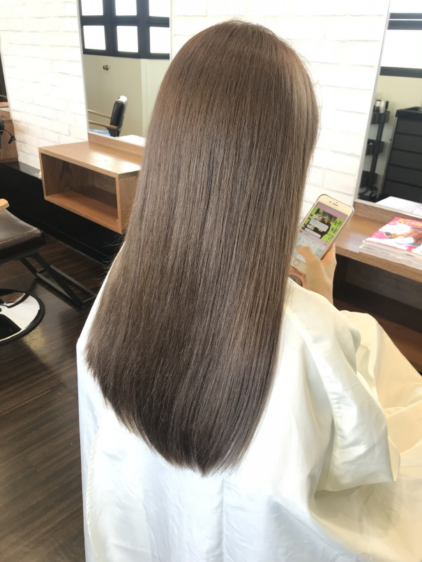 ハイトーンカラー Hair Design Balloon ハイトーンカラー Hair Design Balloon