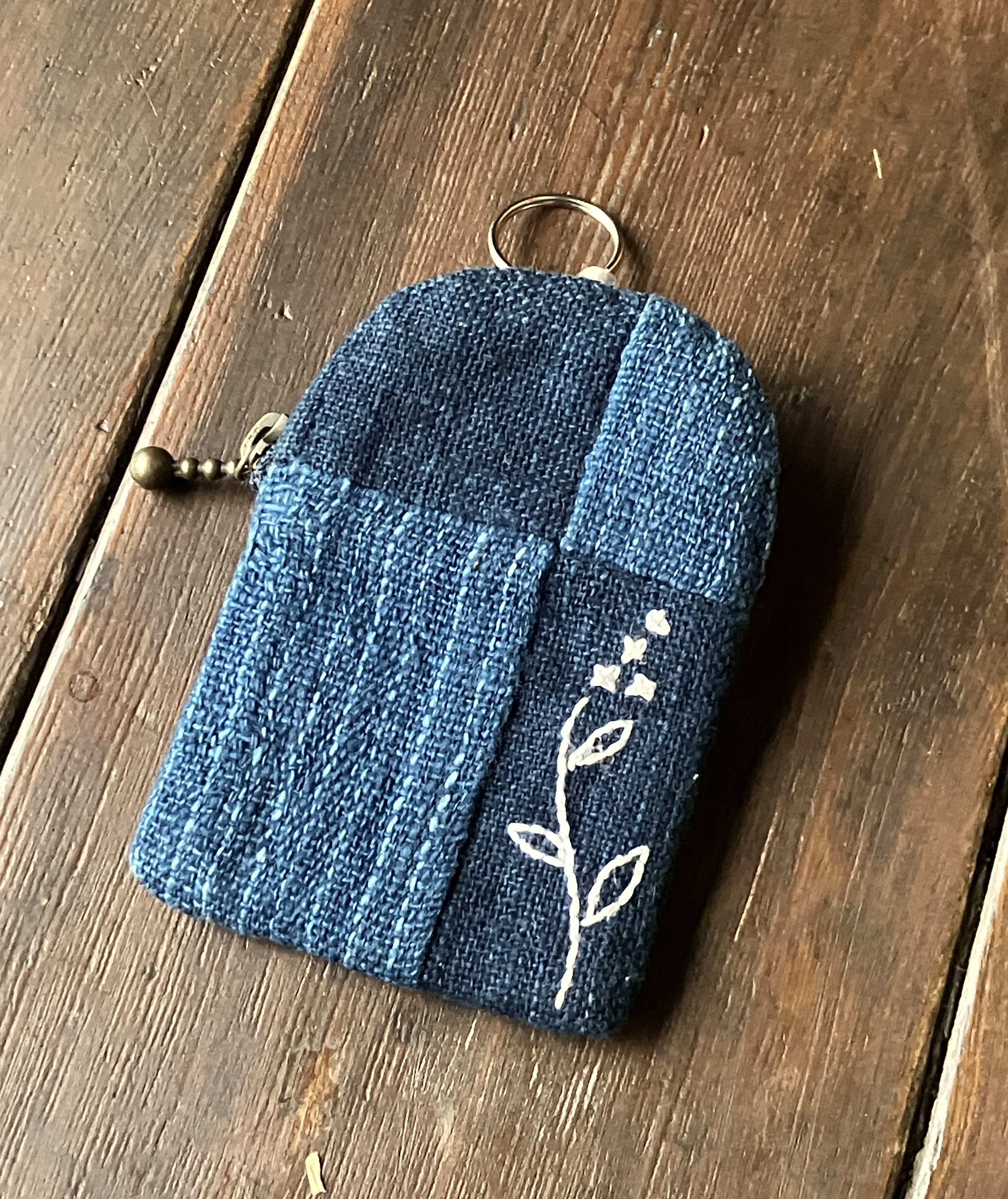 デニムリメイクバックS 白か黄フリンジうさぎデニムリメイクバッグ風