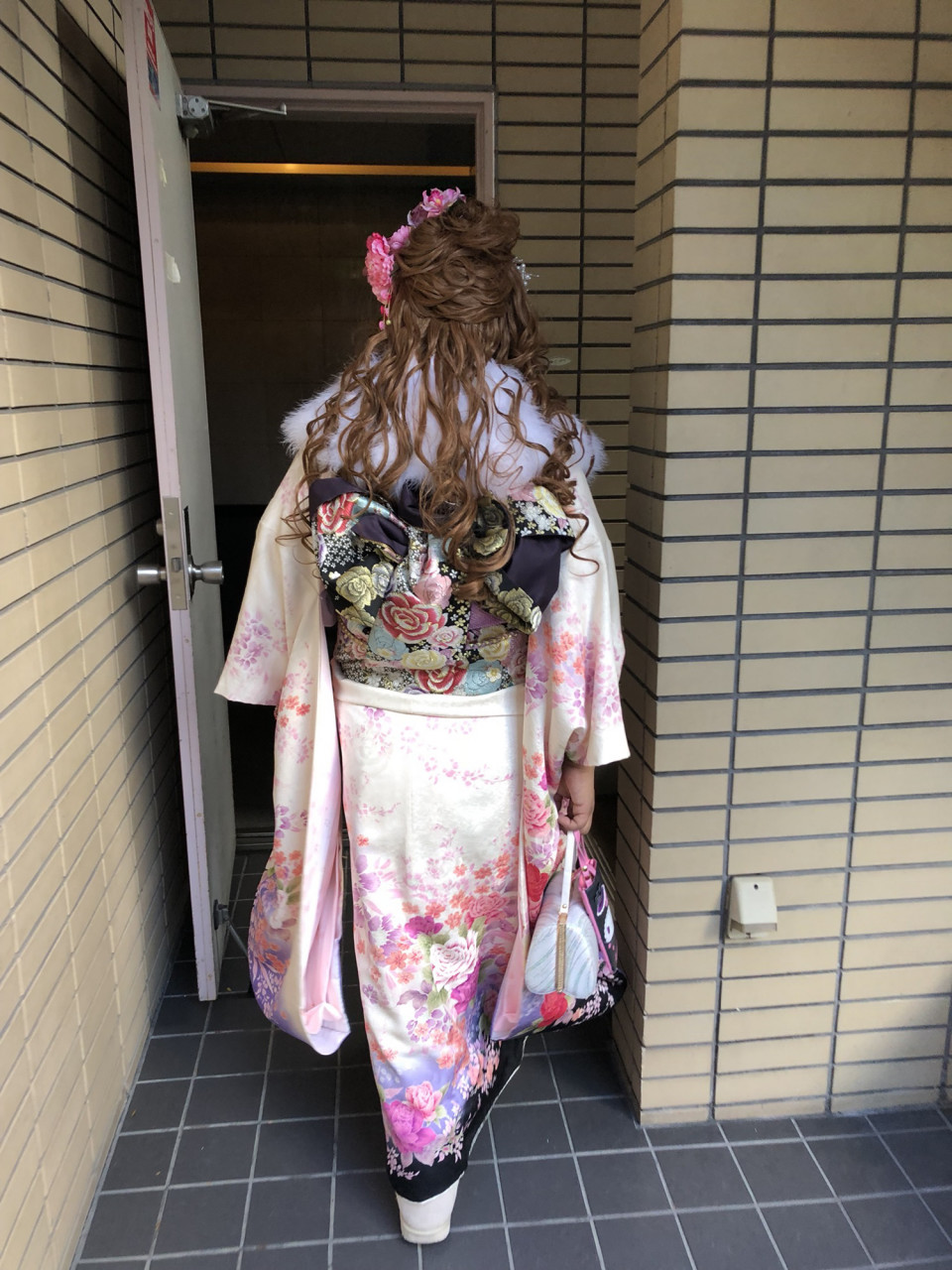 お正月 振り袖着て初詣 今日 女装してきました 男だけど化粧に興味あります