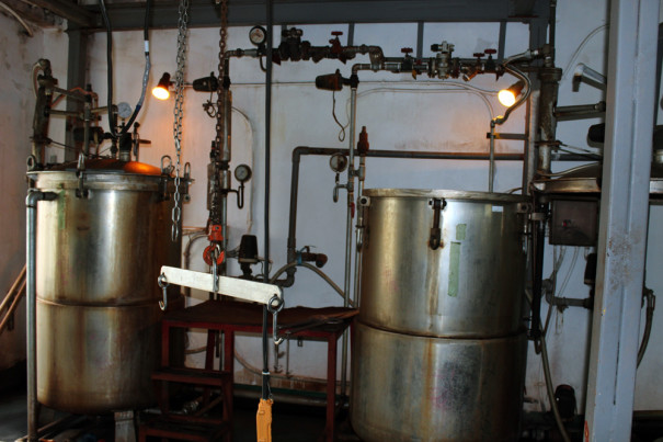 勤続40年 職人の目配り 気配りで作られる茜丸のあんこ Akanemaru News 勤続40年 職人の目配り 気配りで作られる茜丸のあんこ Akanemaru News