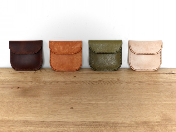 ころんとした小銭入れはいかが カラフルなイタリア革のコインケース Deepleather ころんとした小銭入れはいかが カラフルなイタリア革のコインケース Deepleather