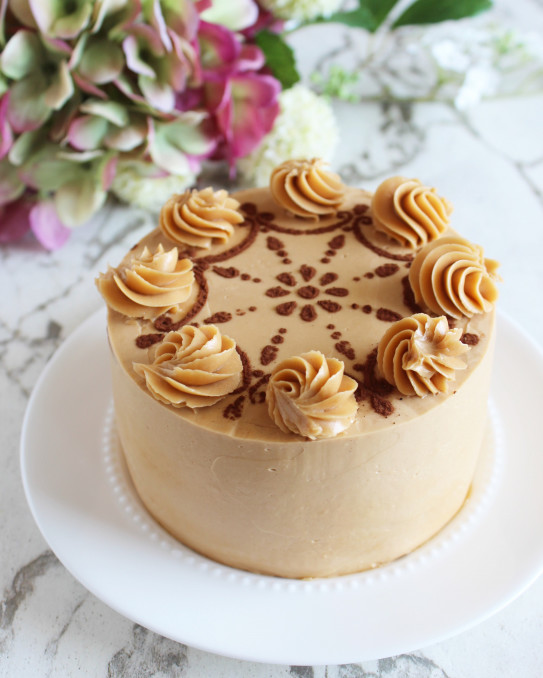 プラリネのレイヤーケーキ Sweets Blossom