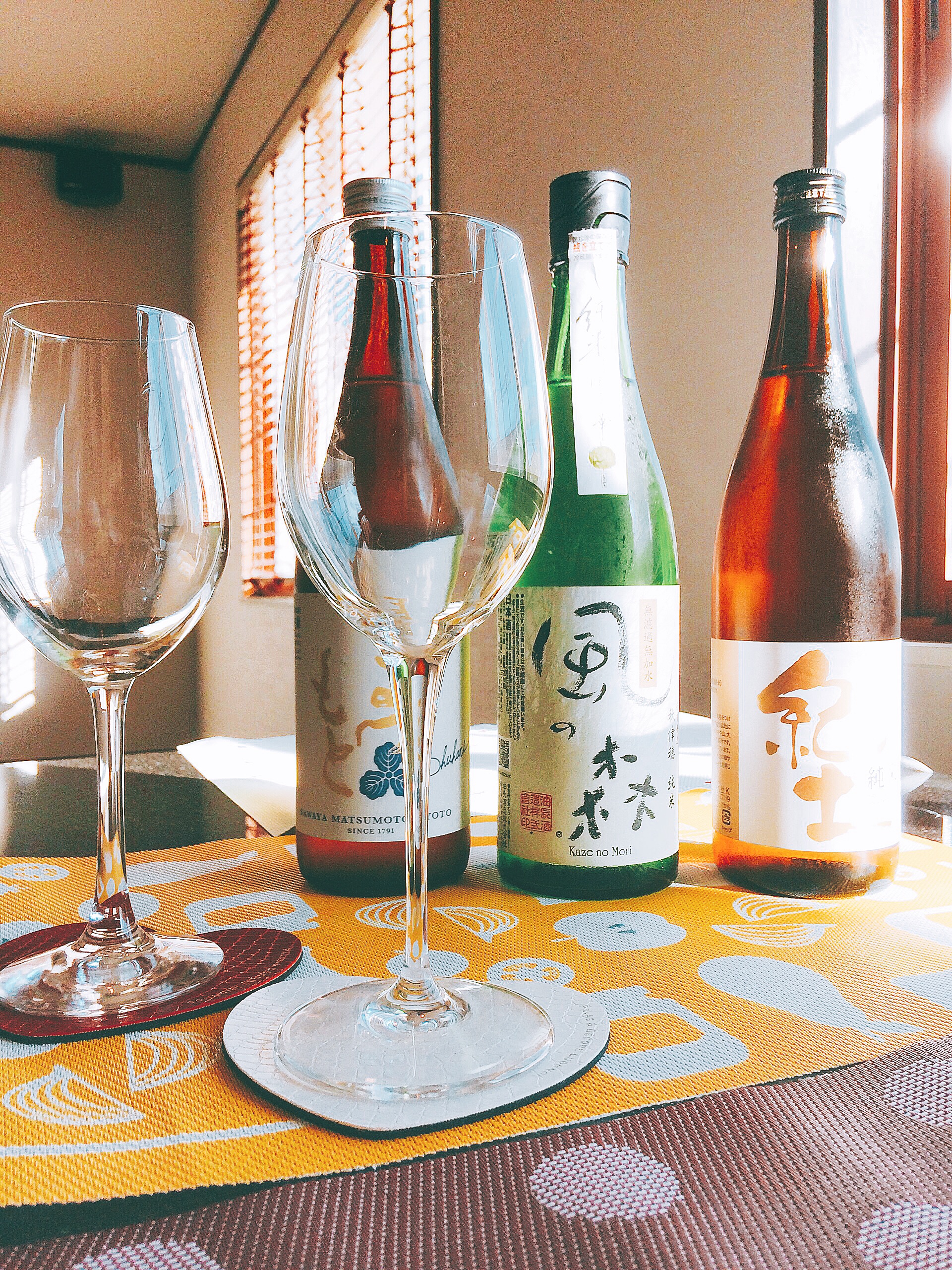 シャンパングラス ワイングラスで飲む日本酒 ｒｅｓｔａｕｒａｎｔ ｂａｒ ｐｒａｎｚｏ