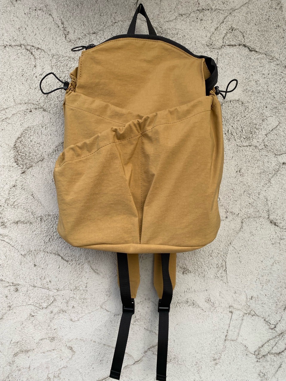 ANVOCOEUR Hallunda 帆布＆レザーリュックサック 【公式通販】
