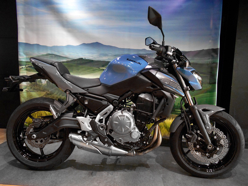 Z650ブルー入荷しました カワサキ プラザ東京練馬