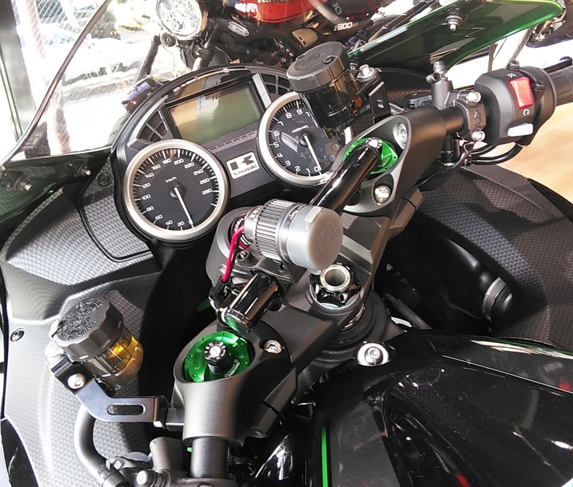 ZX-14Rチタンマフラー他 | カワサキプラザ東京練馬-バイク販売