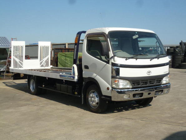 積載車 日本の中古車を世界に輸出
