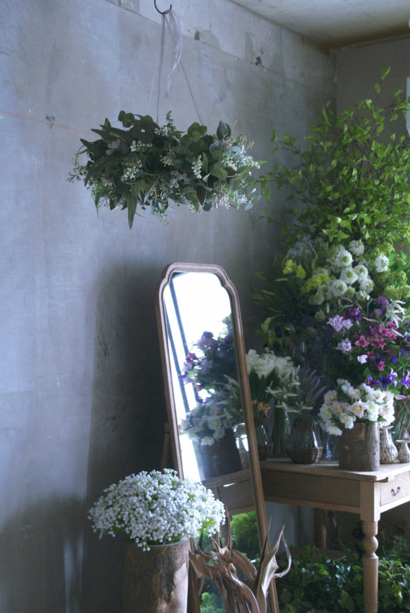 単発レッスン「ユーカリのフライングリース」のご案内 | KANON FLOWERS