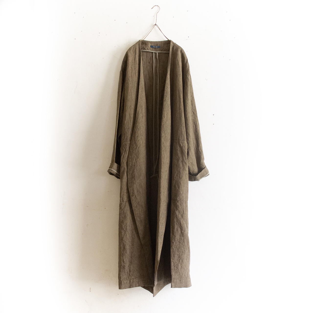 cache-coeur coat／mid weight linen〈khaki×gray〉 | SALUÉ