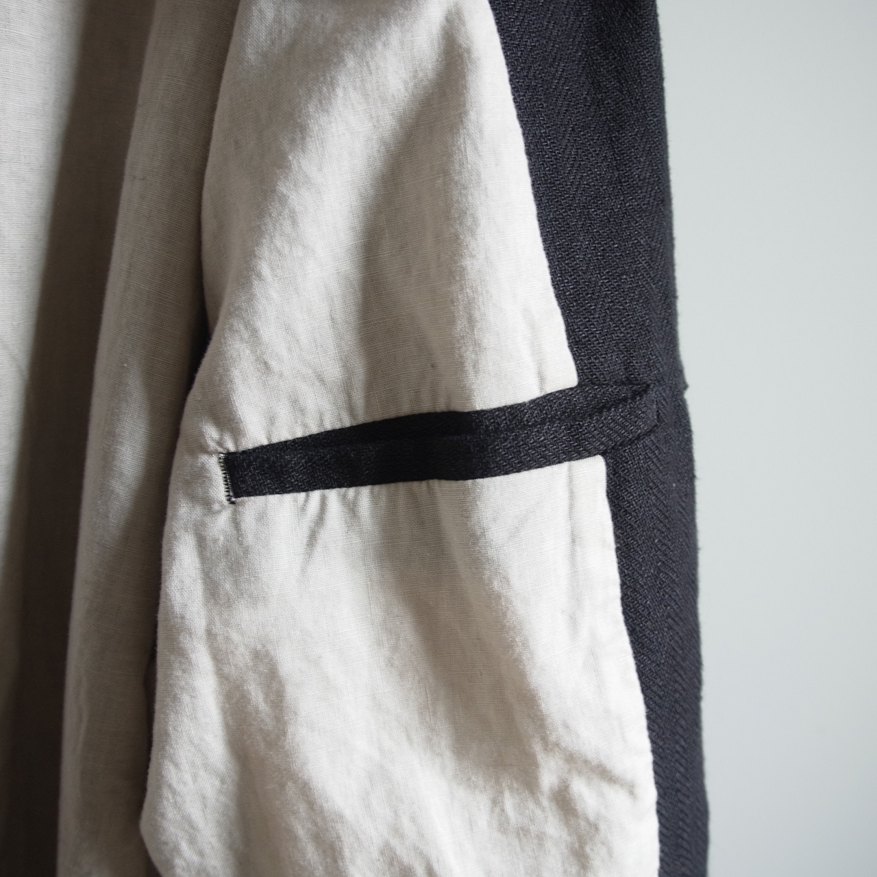 サルエ SALUE リネンジャケット ヘリンボーン ブラック unisex coat jacket／herringbone linen〈black〉 | SALUÉ