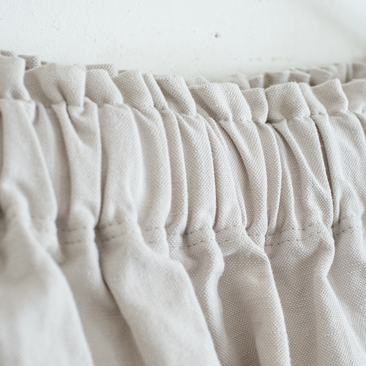 one side slit long skirt/cotton linen〈ivory〉 | SALUÉ one side slit long skirt/cotton linen〈ivory〉 | SALUÉ