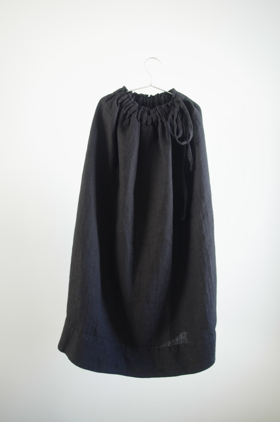 salue-14 one side slit long skirt〈herringbone／black〉 | SALUÉ 