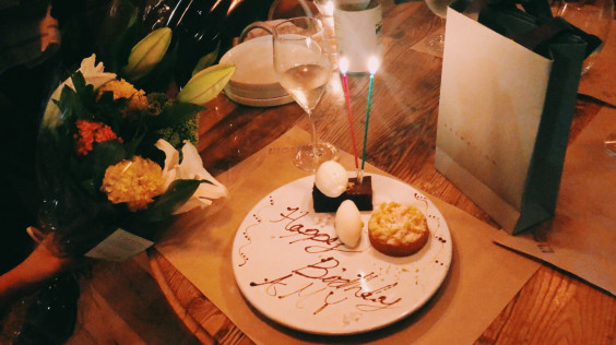 誕生日 友達が喜ぶ誕生日に Let S Find My Trip Cathy5