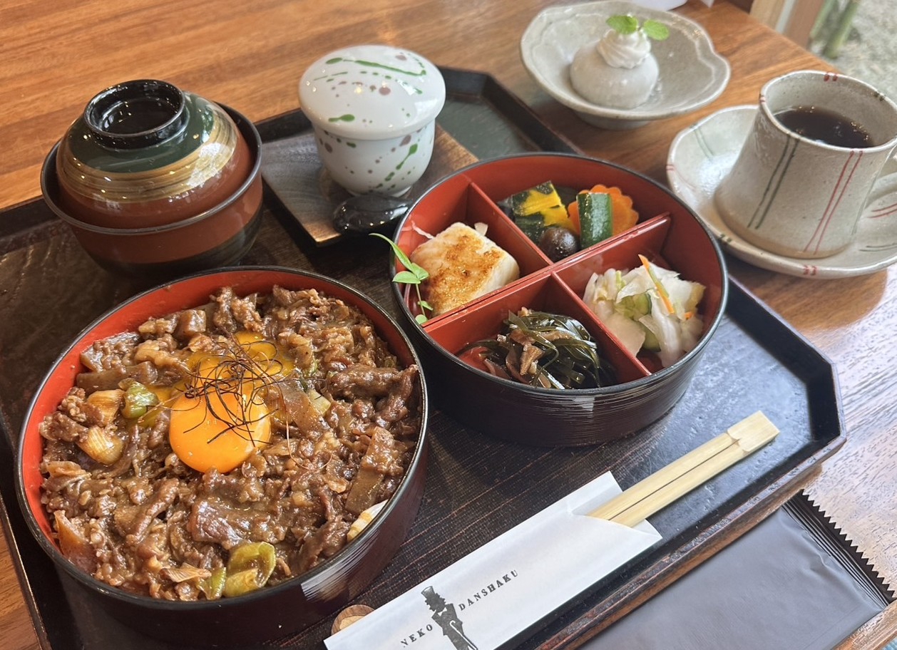 MENU | 食房 猫男爵
