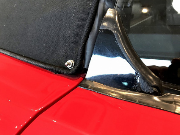フェラーリ F355 サビ浮き簡易補修 Totalrepair Norique フェラーリ F355 サビ浮き簡易補修 Totalrepair Norique
