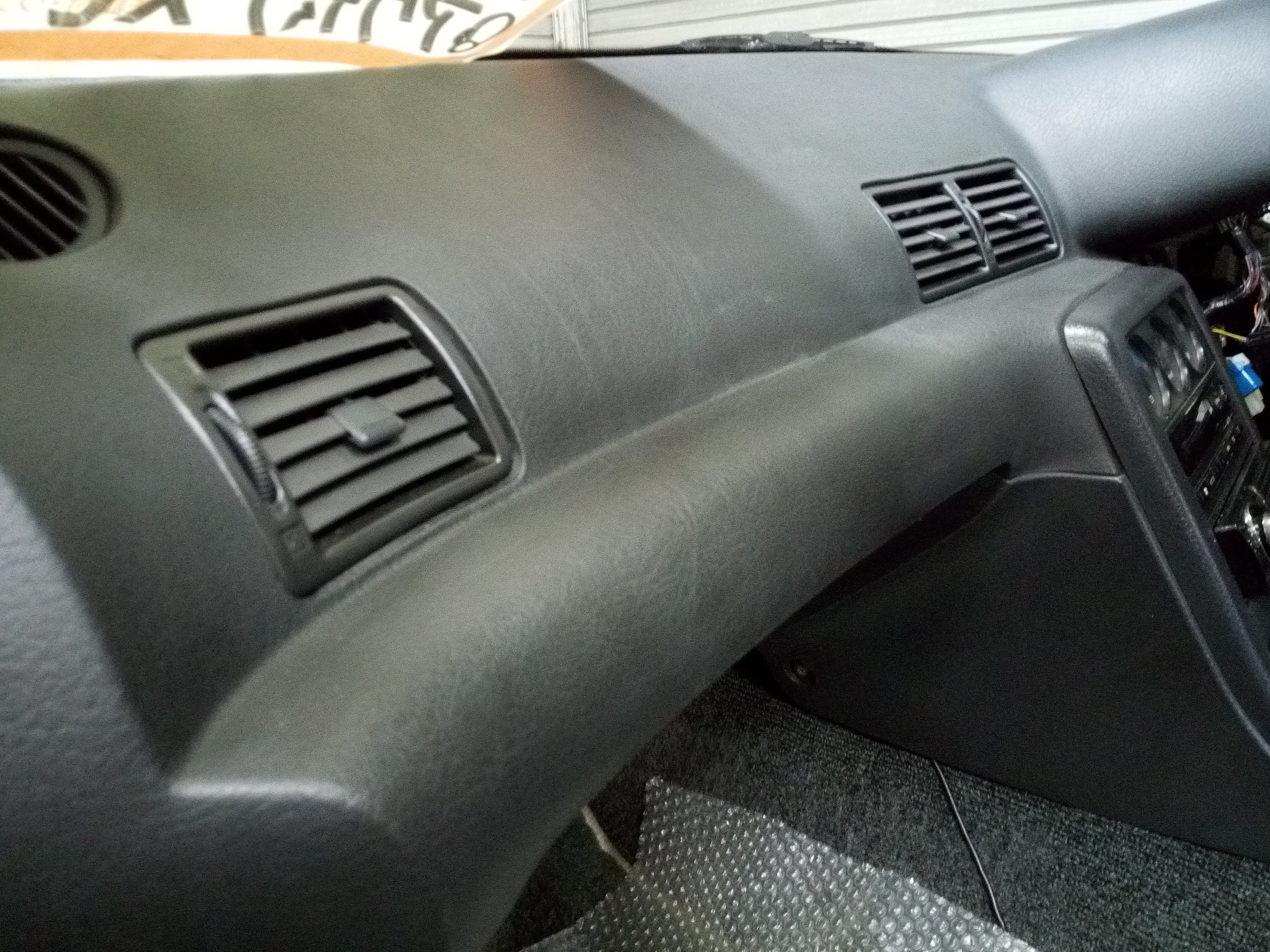 R32 スカイライン ダッシュボード 張り替え・部品取り用にいかが