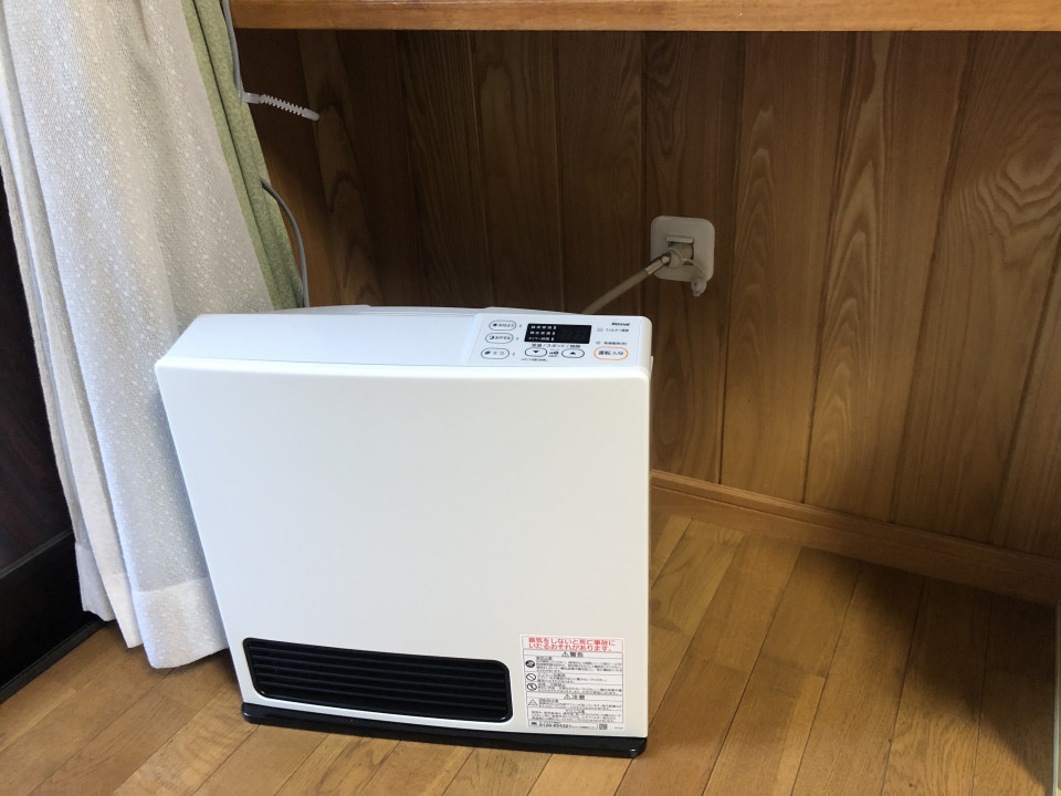 ファンヒーター用ガス栓増設工事 | 田中屋商店
