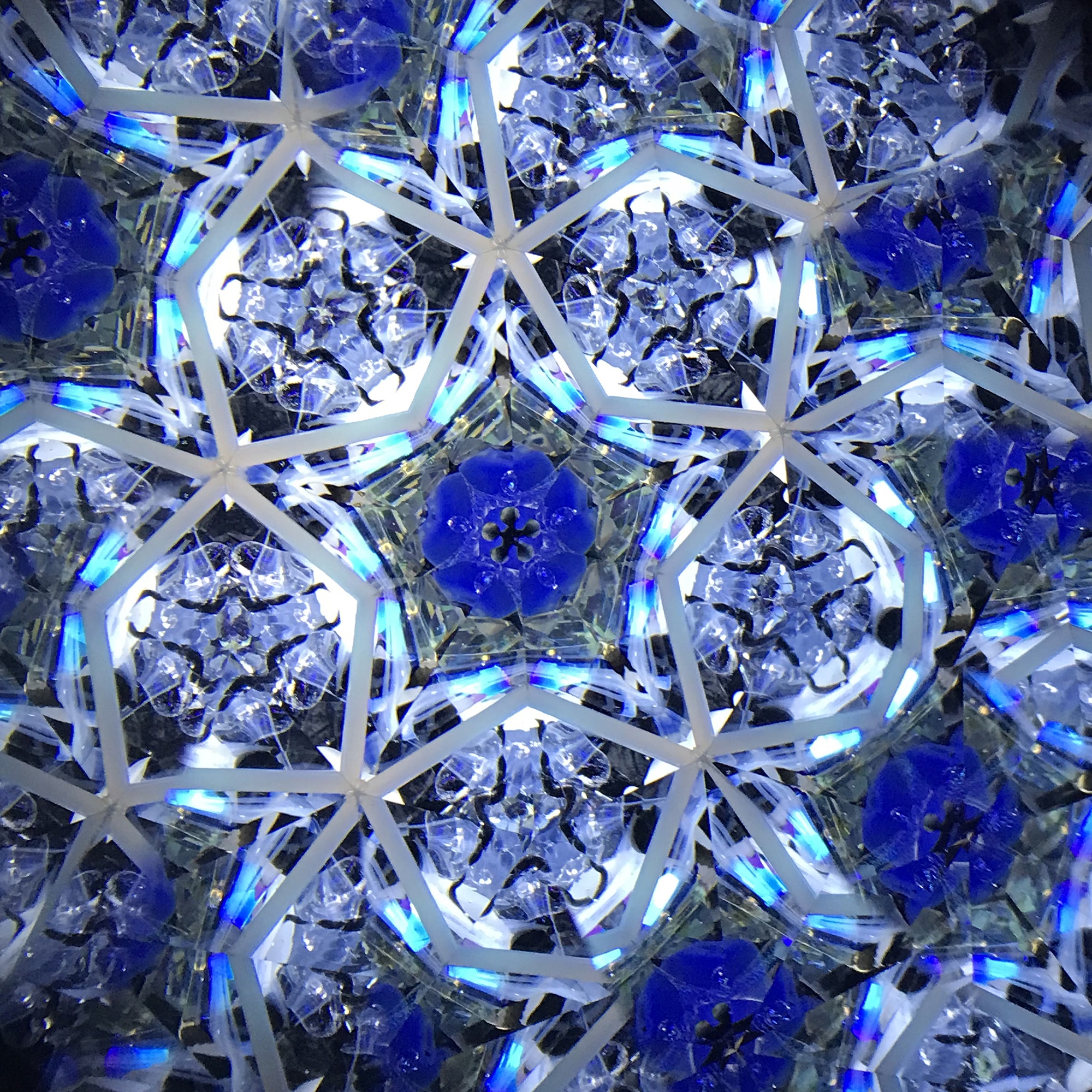 小澤りさ / LISA OZAWA | Art Kaleidoscope Japan 日本のアート万華鏡