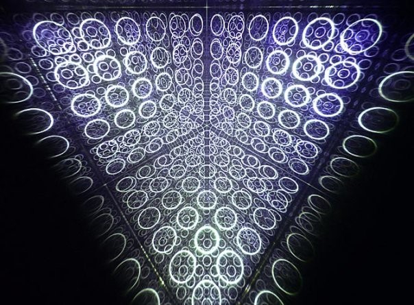 ヤマザキ ミノリ/ Minori Yamazaki | Art Kaleidoscope Japan 日本の