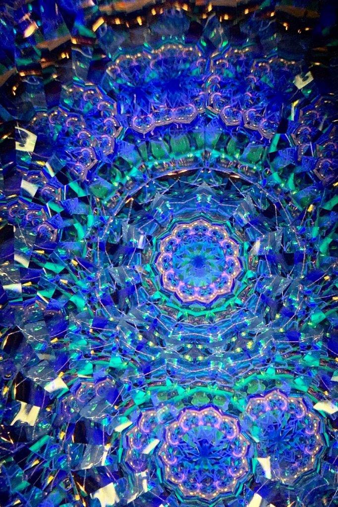 10: MIKIO「Luminous」 | Art Kaleidoscope Japan 日本のアート万華鏡
