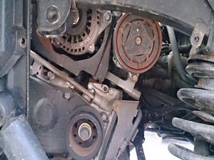 サンバー クランクプーリー交換 福知山市の園福自動車整備ブログ