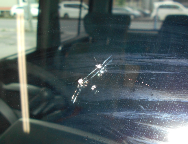 ホンダ・ザッツ（ＪＤ１）飛び石によるフロントガラス交換事例 | ホンダ車のフロントガラス交換修理の事例紹介『ジャパンオートガラス』