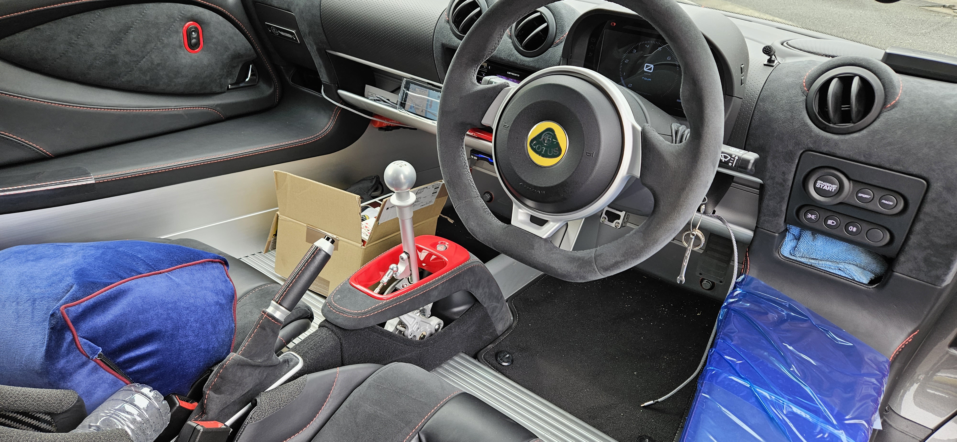 ロータス　エリーゼ　エキシージ　ダッシュパネル　左右セット　ダッシュボード 内装 / INTERIOR – OUTERPLUS STORE