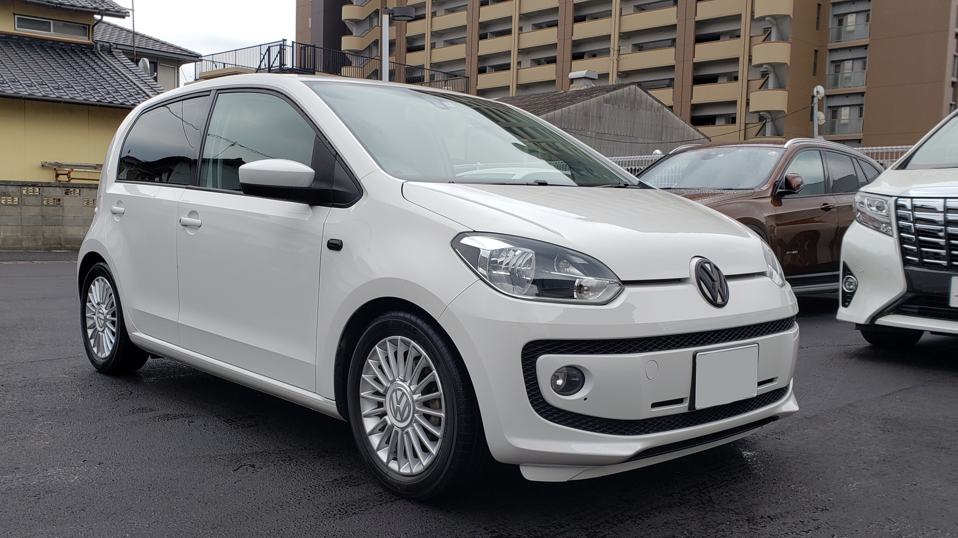 VW UP! ダウンサス取り付け！ | POLE POSITION