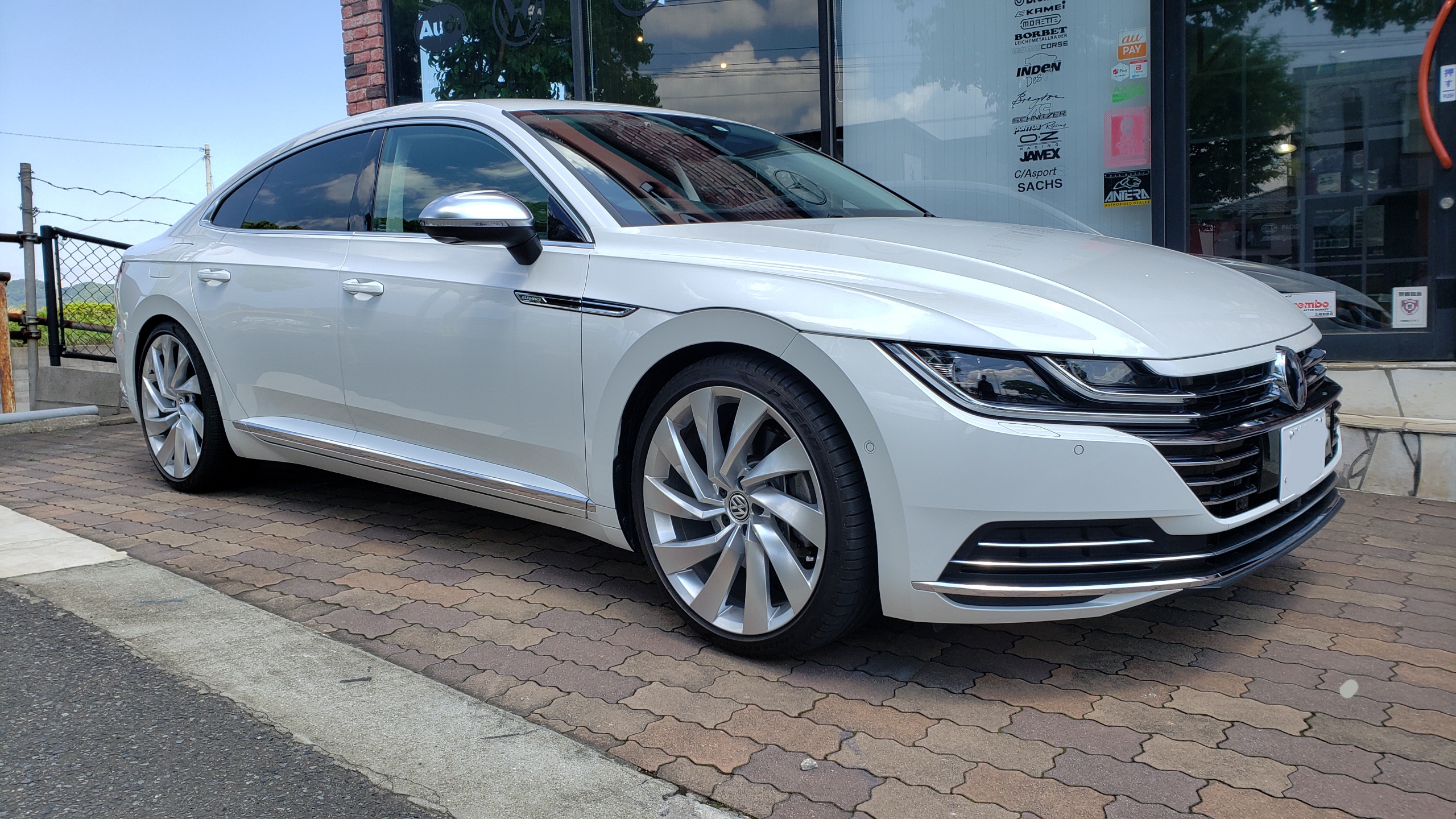 VWアルテオン ダウンサス 新車のVW アルテオンさん ローダウン！ | rdbase