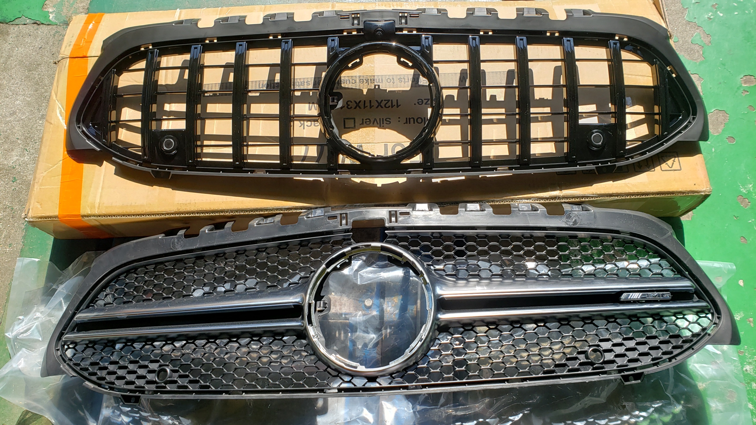 メルセデス W177 AMG A35 MAXTON DESIGN フロントスプリッター、パナメ