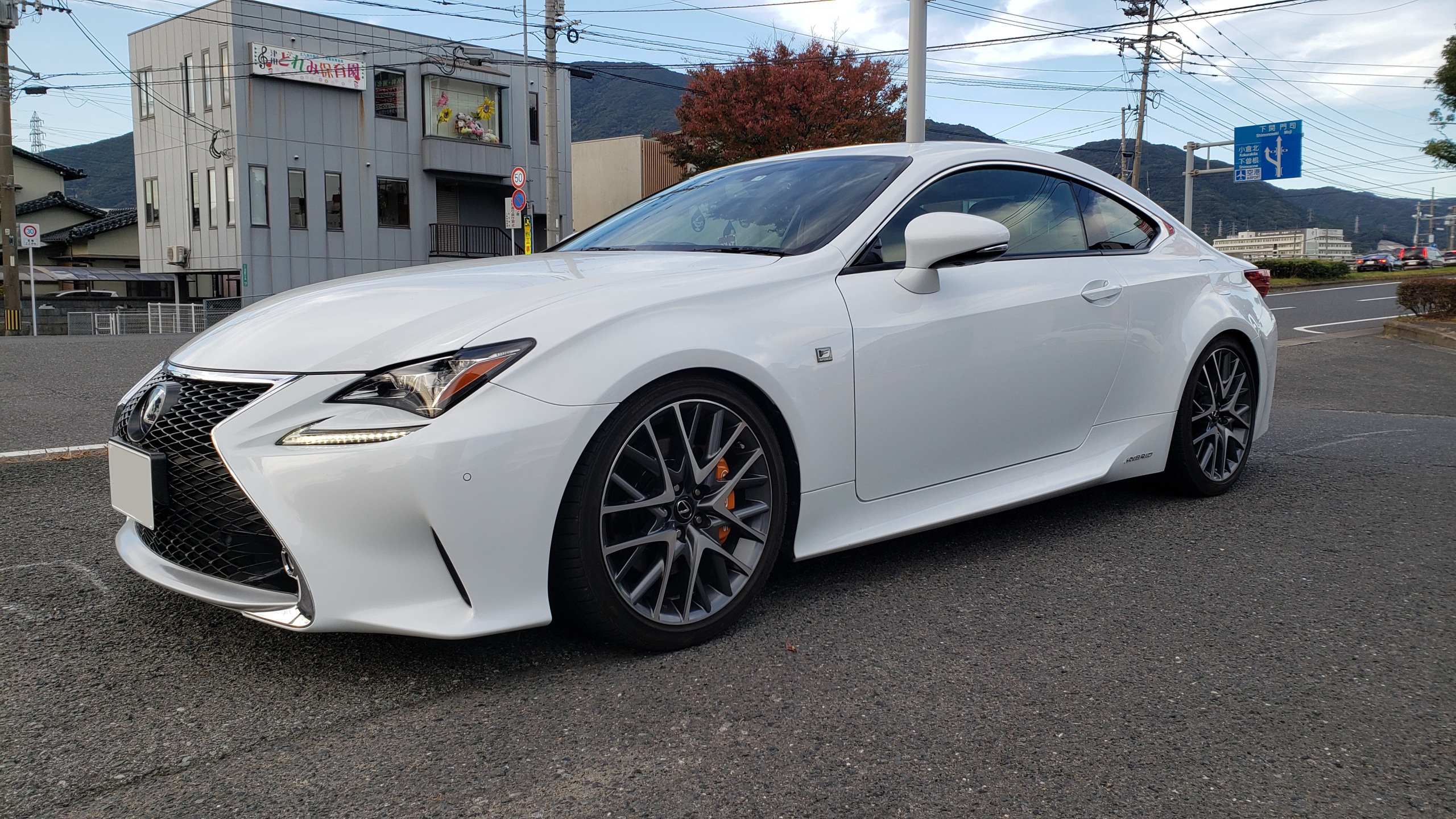 LEXUS RC300h 車高調取り付け、フェアレディZ NISMO ラジエター