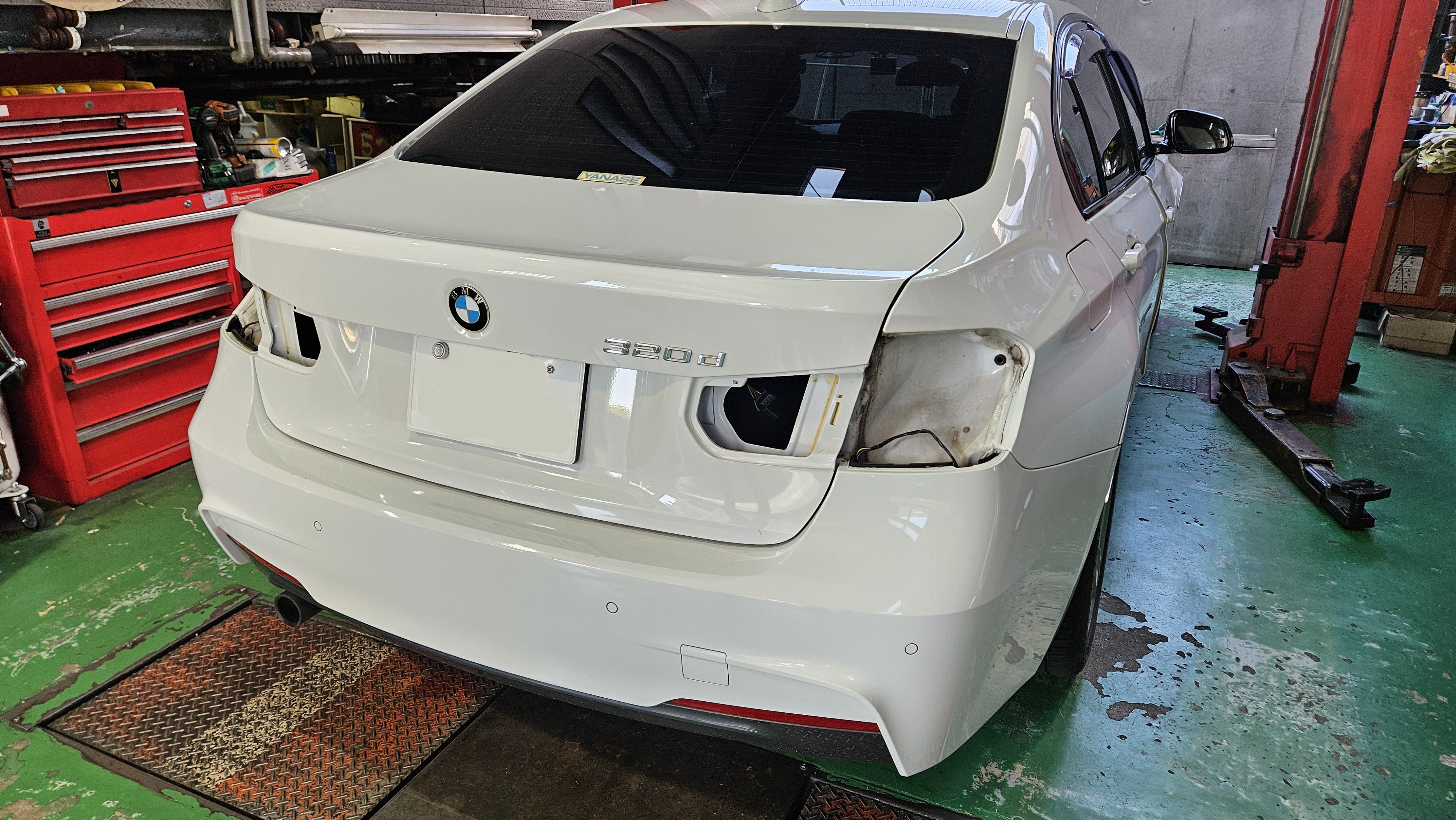 Bmw f30 テールランプ BMW F30 3シリーズ前期 純正 テールランプ