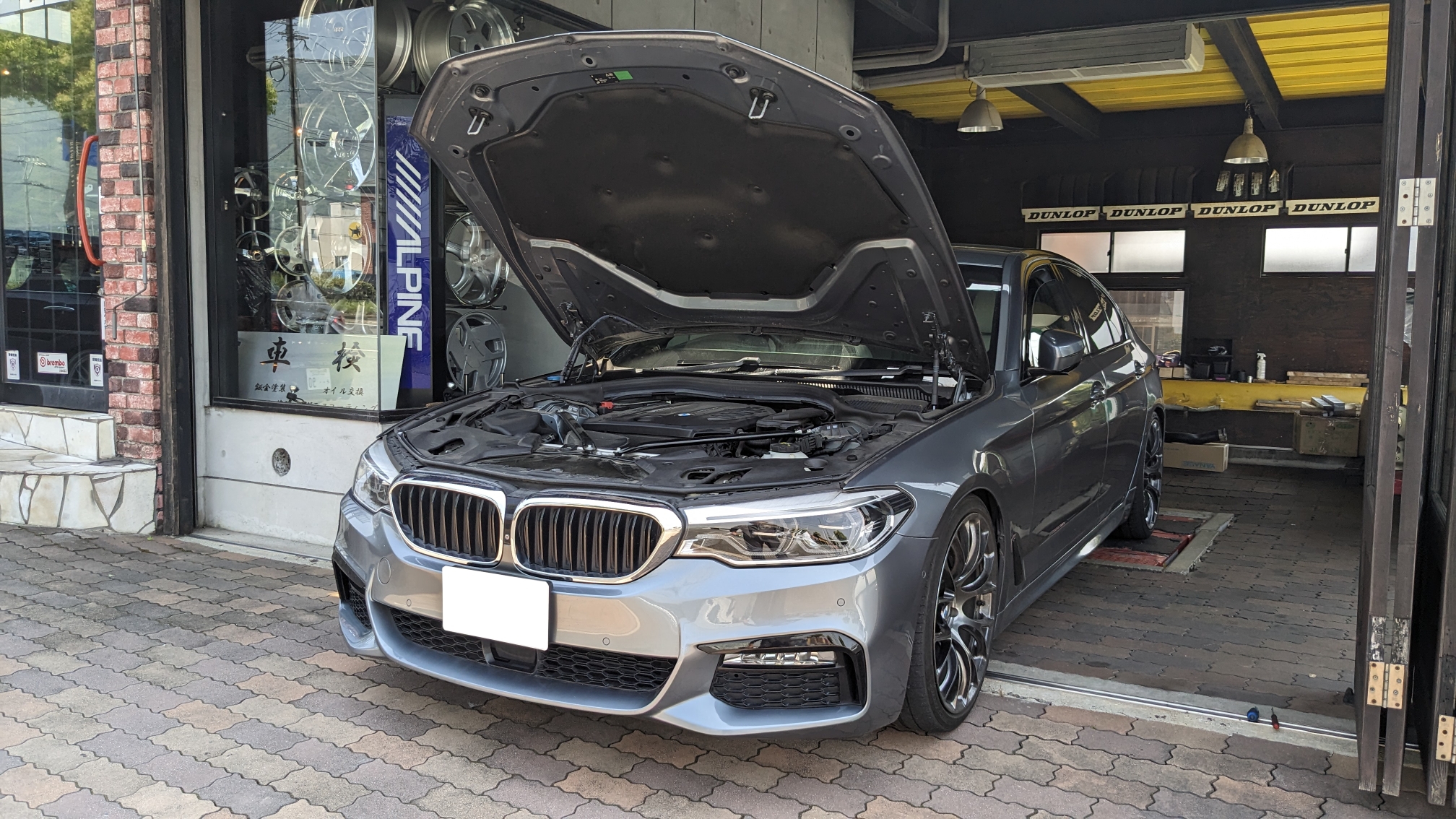 BMW G30 523d チャージパイプ交換！ | POLE POSITION