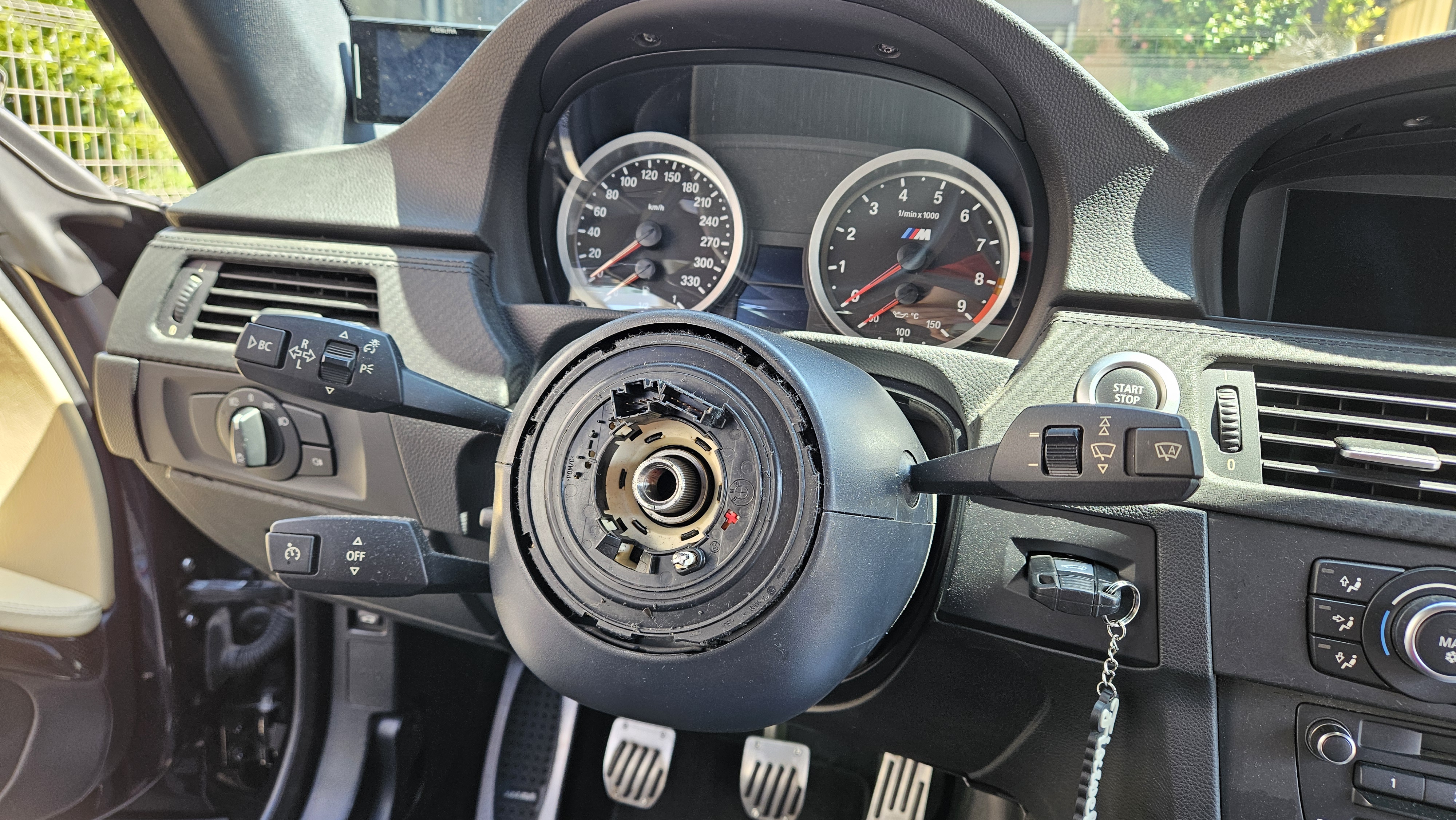 [E92 M3で使用]ワークスベル BMW E90 E92 ステアリングボス E92 M3で使用]ワークスベル BMW E90 E92 ステアリングボス