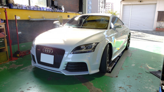 カーボン アルカンターラステアリング 車検お預かりなどなど Pole Position