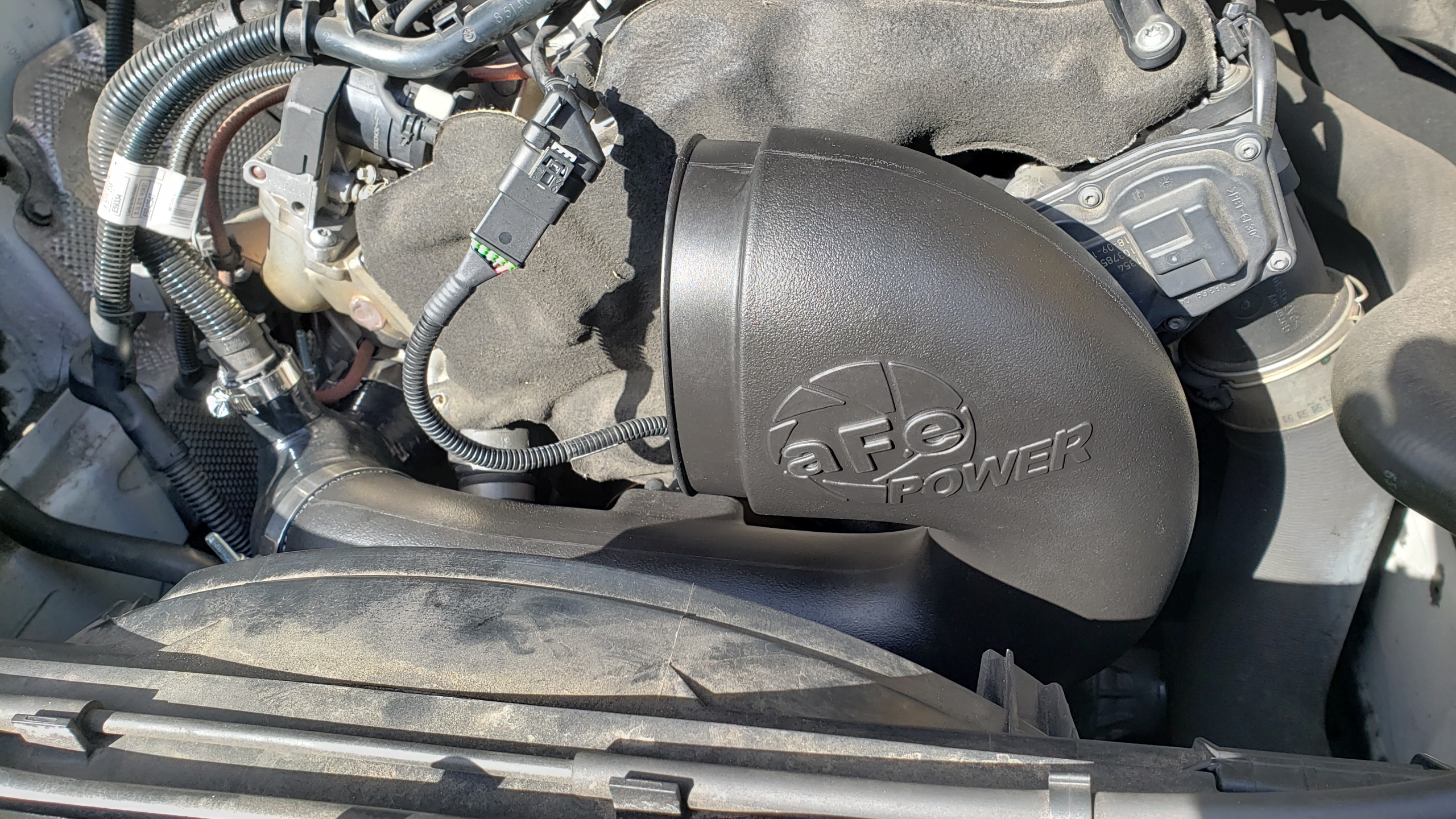 BMW F30 320d N47 aFe エアインテーク　F31 BMW F30 320d N47 aFe エアインテーク F31