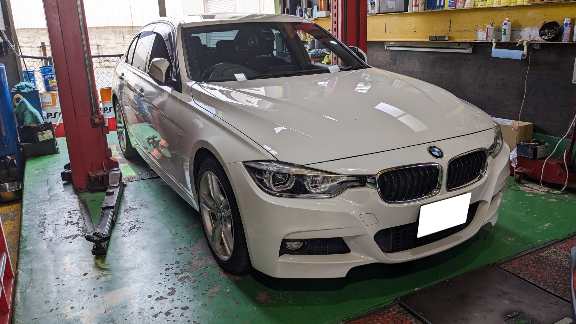 BMW F30 320i Androidモニター&エクステリアパーツ取り付けカスタム！ | POLE POSITION